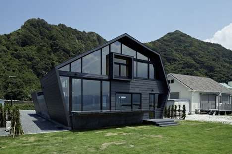 Mountain-Mimicking Abodes