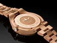 Festive Stone-Encrusted Timepieces Image 3