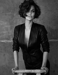Seductive Old Hollywood Editorials Image 6