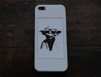 E-Ink Smartphone Protectors Image 4