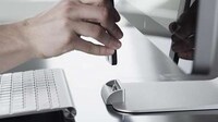 Obsessively Slim Smartphone Docks Image 5
