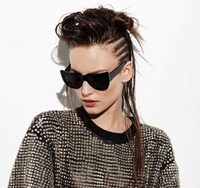 Retro Oversized Eyewear Image 2