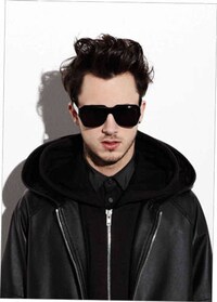 Retro Oversized Eyewear Image 6