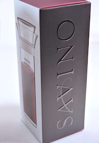 Wine-Sealing Decanters  Image 5