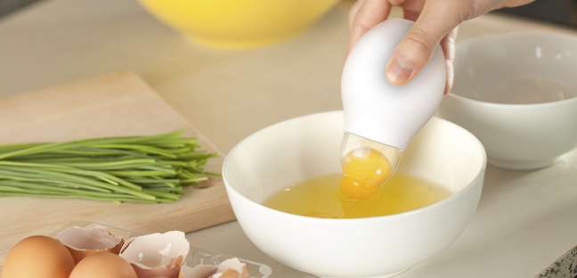 Mess-Free Yolk Extractors