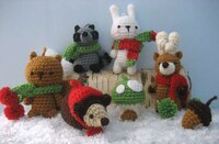 DIY Crochet Christmas Ornaments Image 2