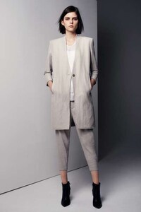 Structured Neutral Fashions Image 2