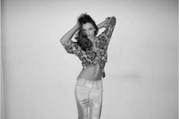 Carefree Supermodel Candids Image 8