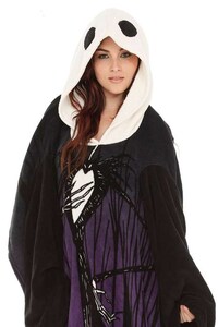 Eerie Skeletal Wrap Blankets Image 4