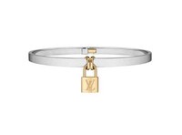 Luggage-Inspired Jewelry Image 4