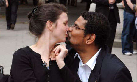 100 Obscure Dating Services