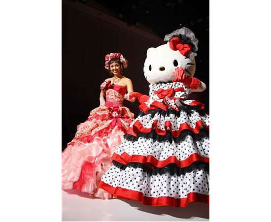 22 Unusual Wedding Dresses
