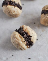 Bite-Sized Peanut Butter Hoagies Image 3