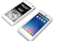 Dual Screen Phones Image 5