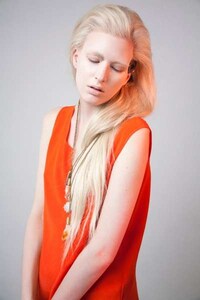 Ethereal Minimalism Portraiture Image 7