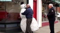 Hilarious Holiday Pranks Image 7
