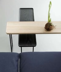 Overlapping Table Arrangements Image 3