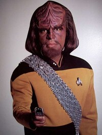 Iconic Alien Sweatshirts Image 5