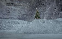 Travelling Christmas Tree Ads Image 3