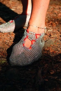 Chain Link Slippers Image 3