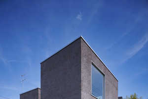 Squeezed Space-Optimizing Structures: The Ogikubo House Consists of ...