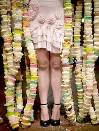 Towering Cupcake Installations Image 3