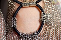 Minimal Chainmail Footwear Image 8