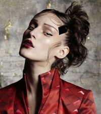 Linear Face Paint Looks Image 8