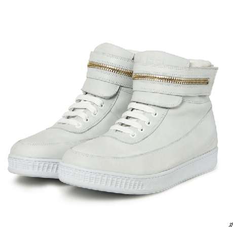 44 Unconventionally Zippered Kicks