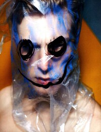 Gender-Bending Cosmetic Captures Image 2