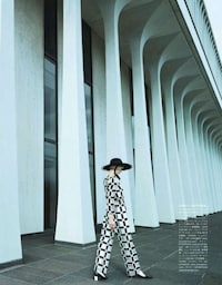 Geometric 60s Captures Image 5