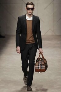 Animal-Infused Prepster Menswear Image 3
