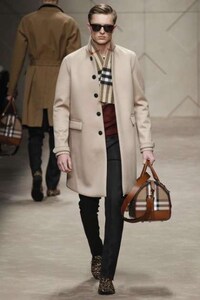 Animal-Infused Prepster Menswear Image 7