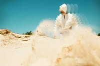 Hallucinatory Sahara Photoshoots Image 2