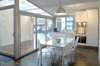 Modern Garage Apartments Image 6