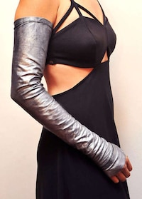 Fingerless Arm Gloves Image 8