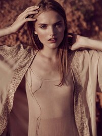 Desert-Camouflaged Fashion Image 2