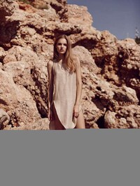 Desert-Camouflaged Fashion Image 4