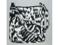 Vibrant Community-Produced Purses Image 4