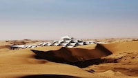 Self-Sustaining Desert Hotels Image 3