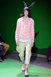 Cartoon Iconography Catwalks Image 2