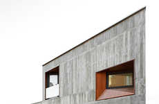 Stark Minimalist Homes