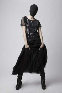 Daringly Anonymous Lookbooks Image 7