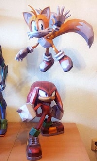 Paper-Sculpted Gaming Statues Image 5