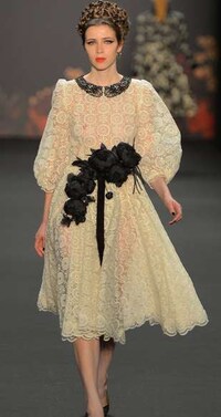 Retro Spanish-Inspired Fashions Image 3