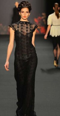 Retro Spanish-Inspired Fashions Image 5