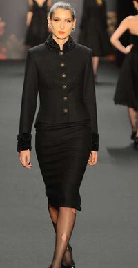 Retro Spanish-Inspired Fashions Image 8