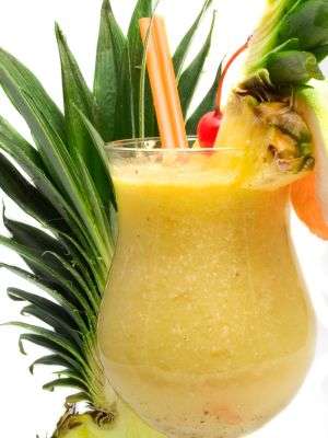 26 Tantalizing Tropical Drinks