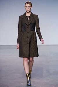 Loosely Structured Menswear Looks