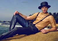 Seaside Wanderer Editorials Image 3
